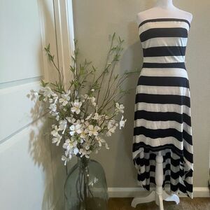 Outback Red Strapless Long Dress - Size M